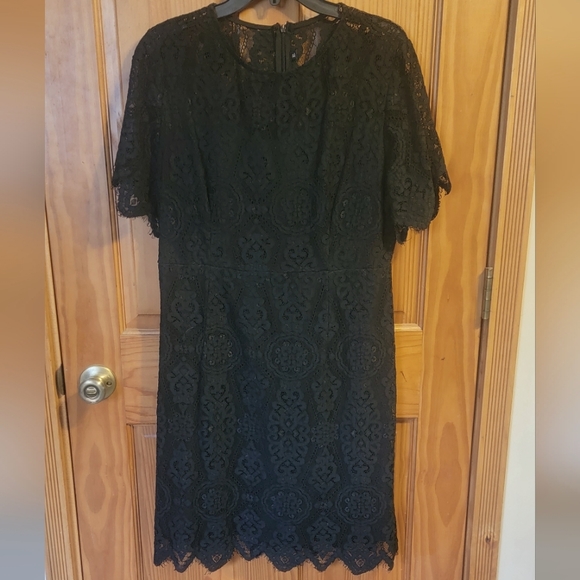 Dresses & Skirts - Women's Black Dress